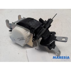 Peugeot - 5008 - Rear seatbelt, centre