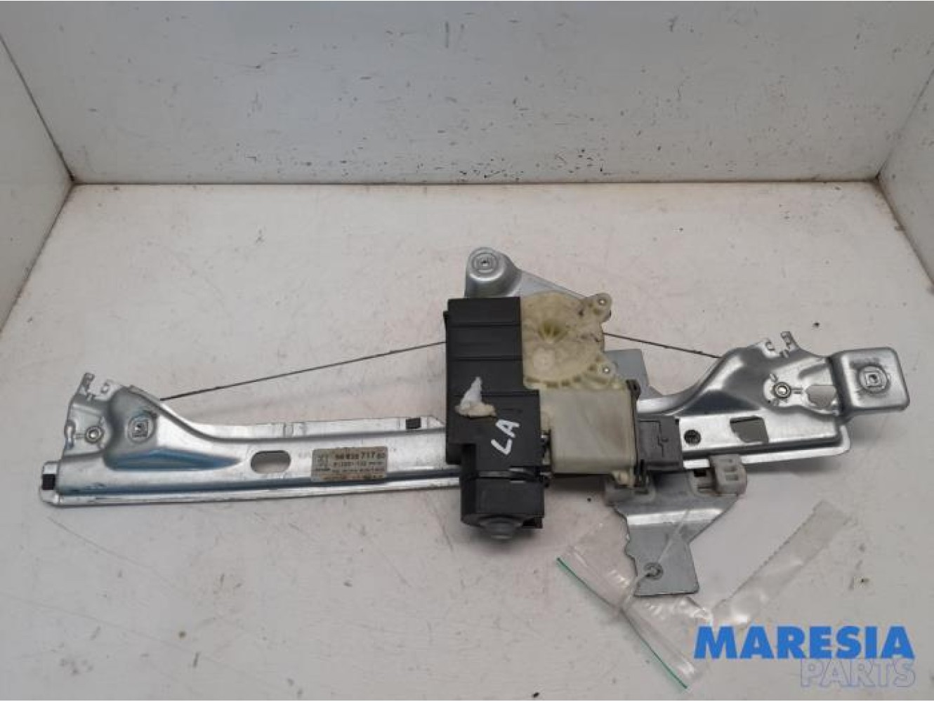 Peugeot - 5008 - Fenstermechanik 4-türig links hinten