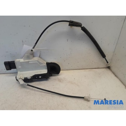 Peugeot - 5008 - Door lock mechanism 4-door, front left