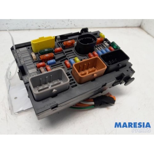 Peugeot - 5008 - Fuse box