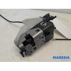 Peugeot - 5008 - Rear door lock mechanism 4-door, left