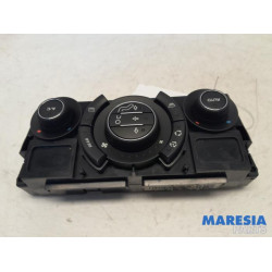 Peugeot - 5008 - Heater control panel