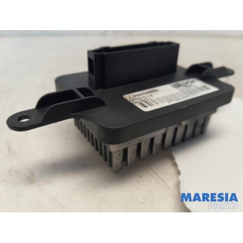 Peugeot - 5008 - Heater resistor