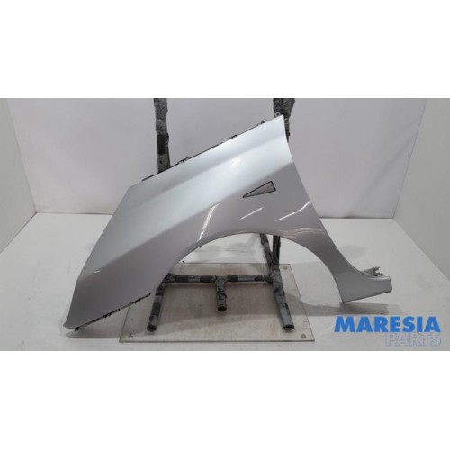 Renault - Espace - Front wing, left