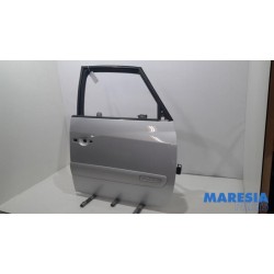 Renault - Espace - Front door 4-door, right