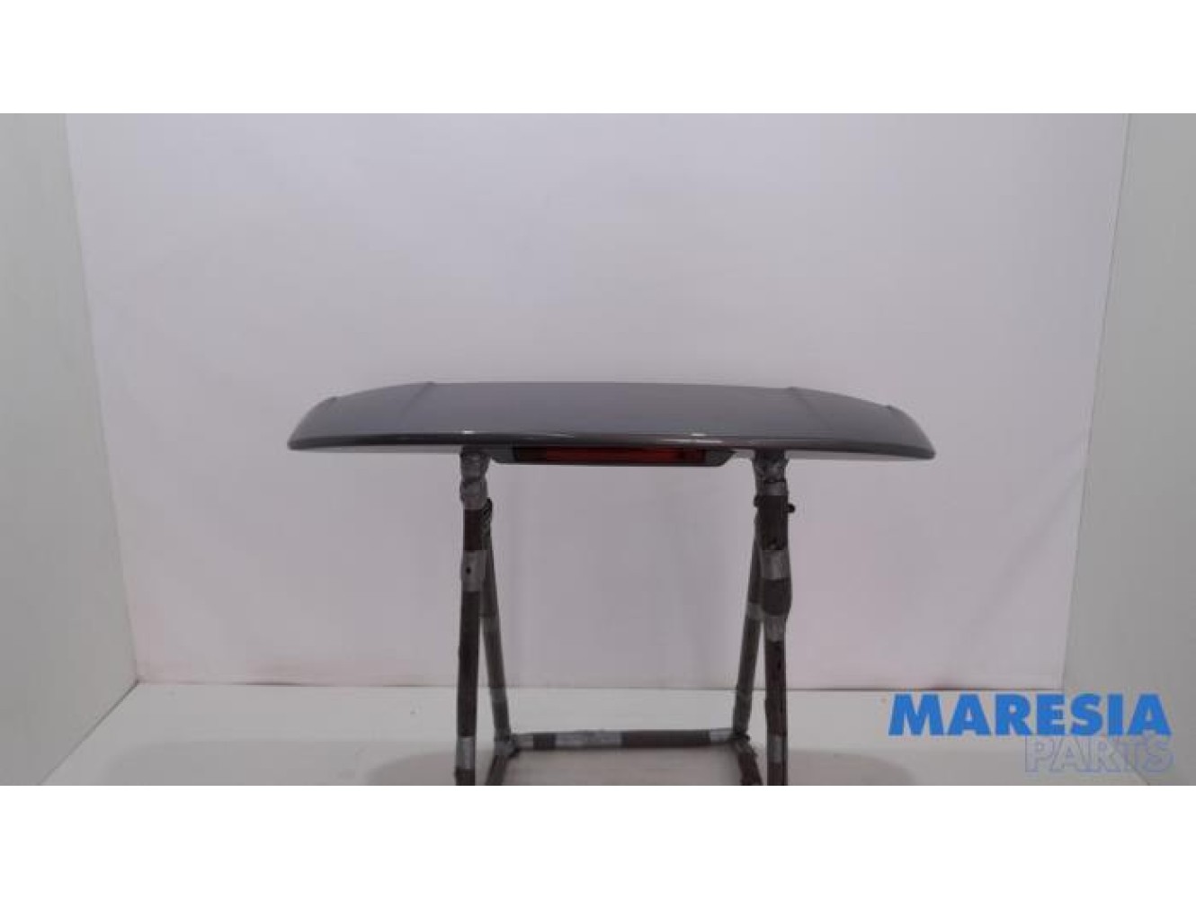 Renault - Clio - Spoiler