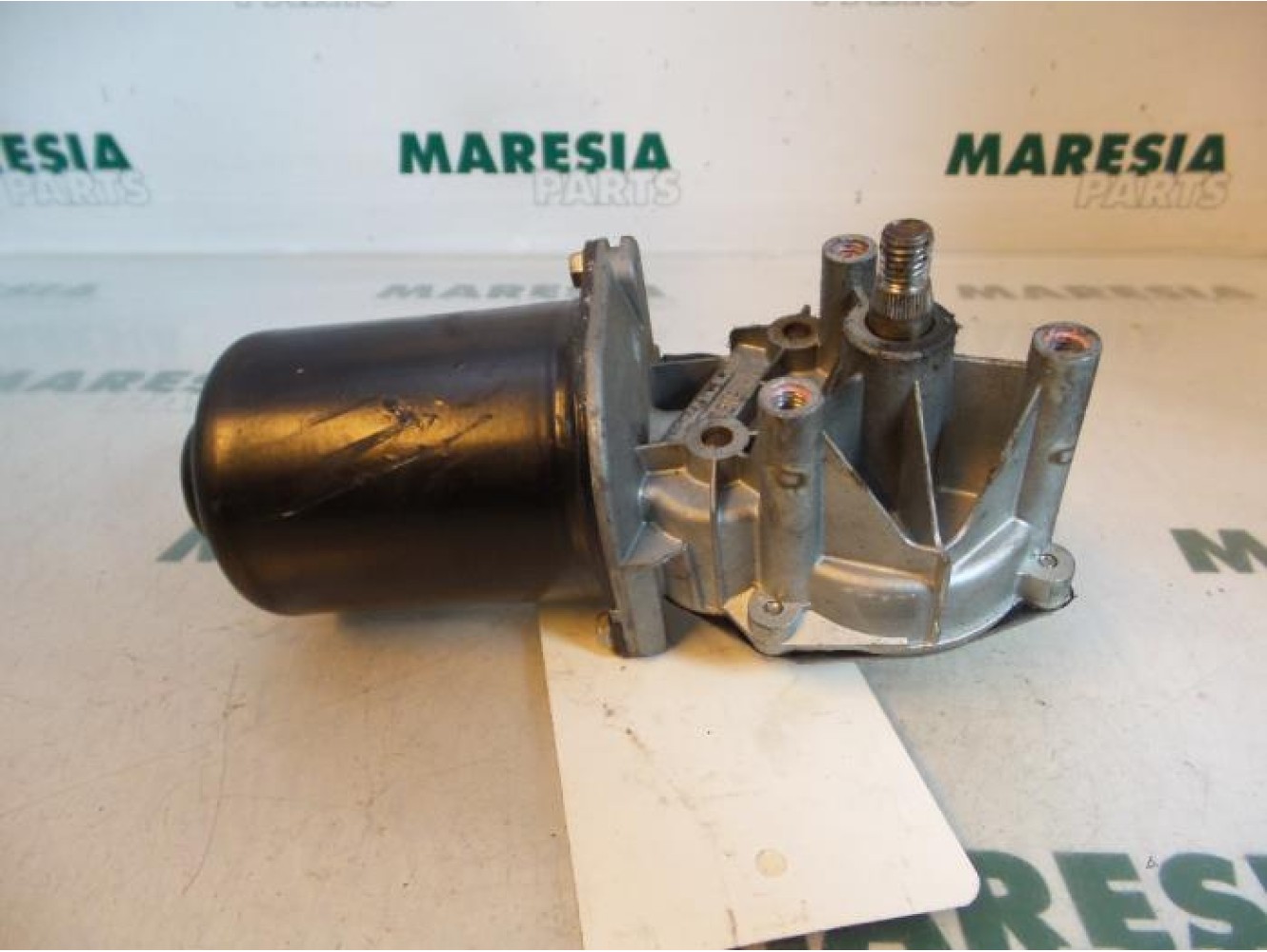 Peugeot - 405 - Front wiper motor