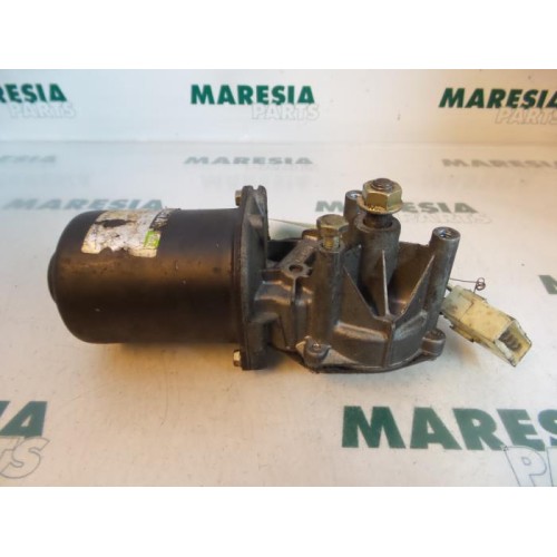 Peugeot - 405 - Front wiper motor