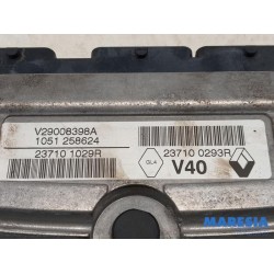 Renault - Megane - Engine management computer
