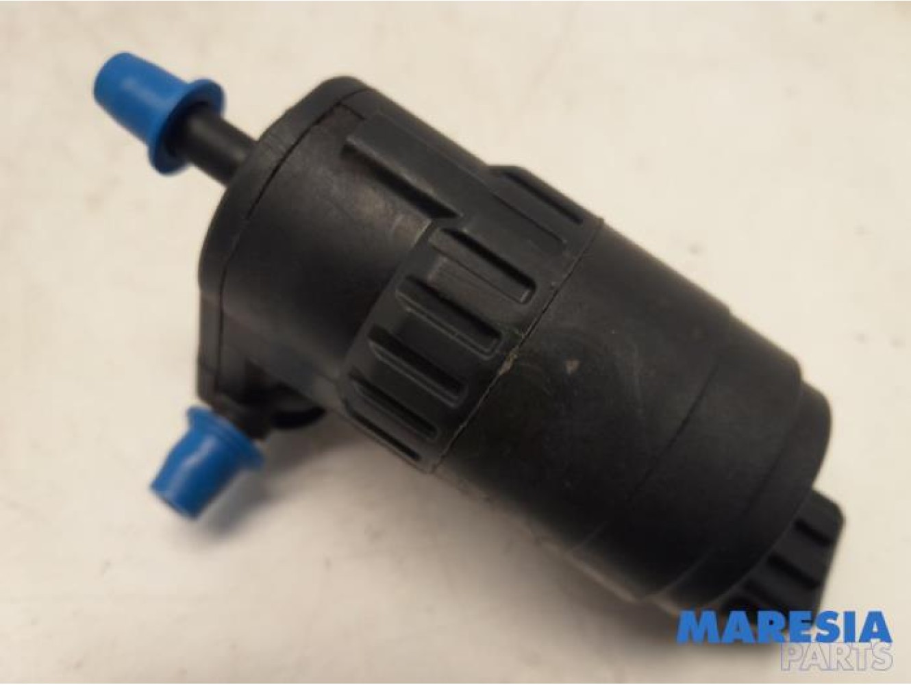 Fiat - 500 - Scheibensprüherpumpe vorne
