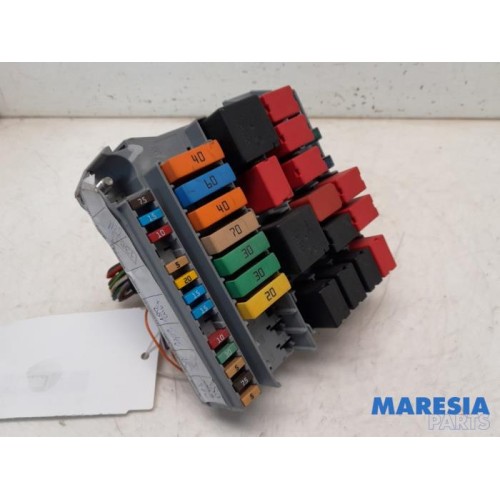 Fiat - 500 - Fuse box