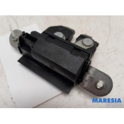 Fiat - 500 - Tailgate lock mechanism