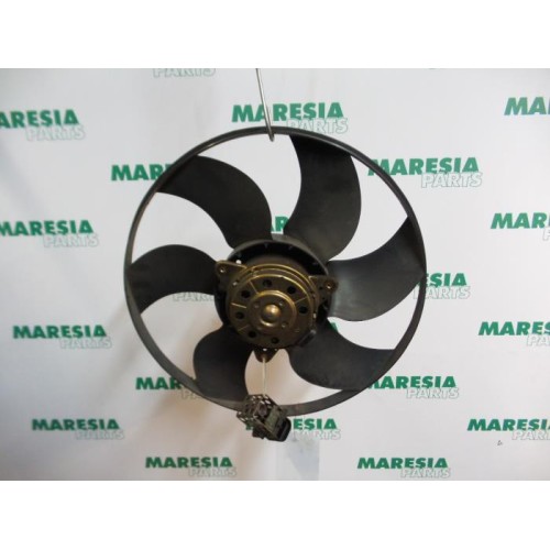 Renault - Megane Scenic - Kühlgebläse Motor