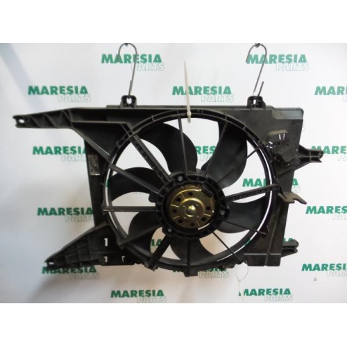 Renault - Megane Scenic - Fan motor