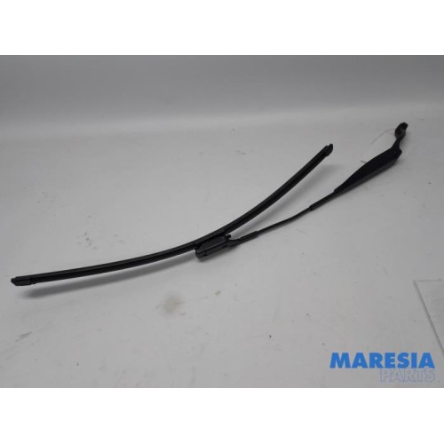 Fiat - Panda - Front wiper arm