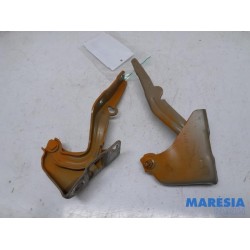 Fiat - Panda - Bonnet Hinge