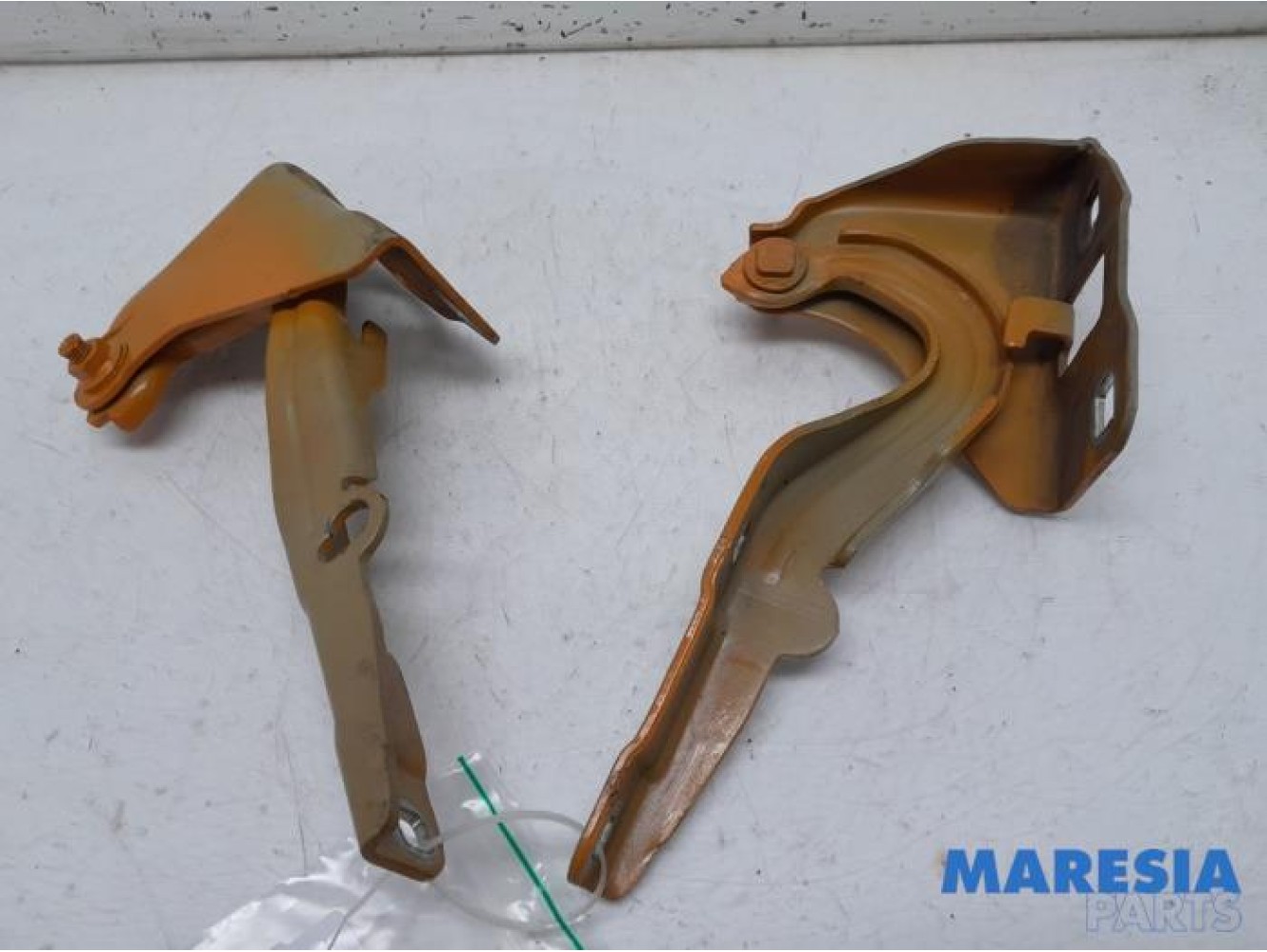 Fiat - Panda - Bonnet Hinge