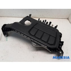 Renault - Trafic - Engine cover