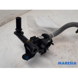 Renault - Trafic - Brandstof retourleiding