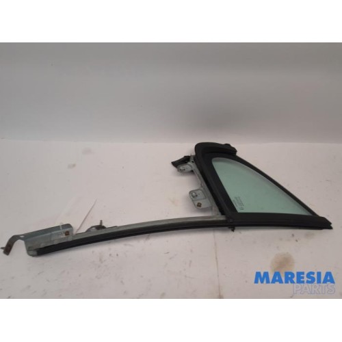 Peugeot - 207 - Vitre triangulaire avant gauche