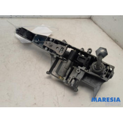 Peugeot - 207 - Portiergreep 2Deurs links