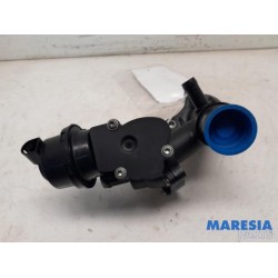 Renault - Trafic - Thermostat housing