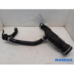Renault - Clio - Air intake hose