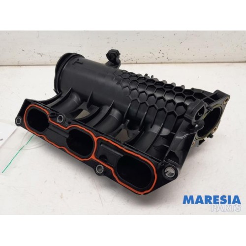 Peugeot - 308 - Intake manifold
