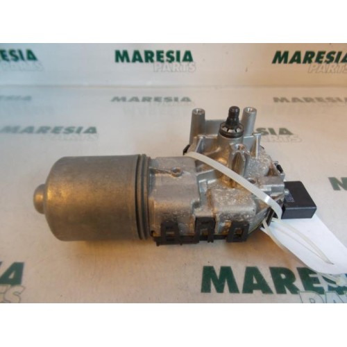 Peugeot - 207 - Front wiper motor