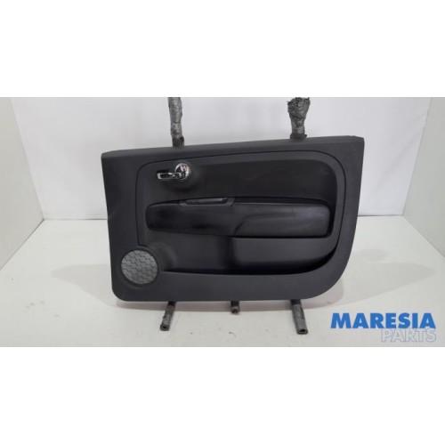 Fiat - 500 - Portierbekleding 2Deurs rechts