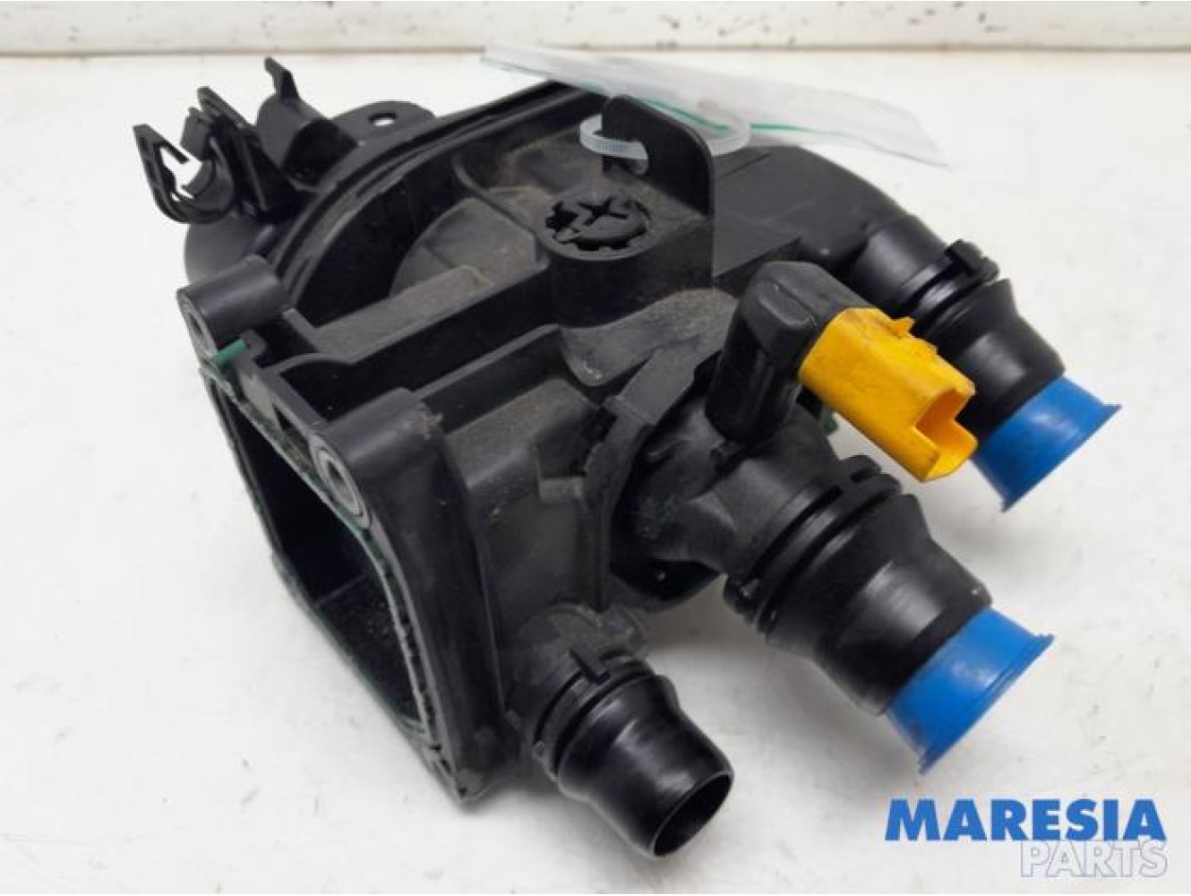 Peugeot - 308 - Thermostat housing