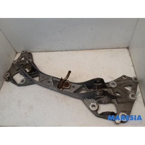 Alfa Romeo - Giulietta - Rear support beam