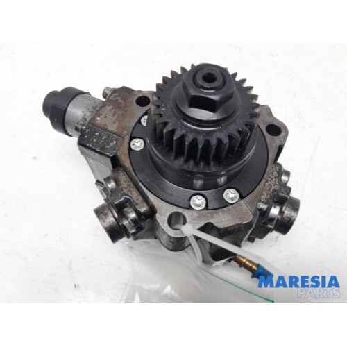 Renault - Trafic - Kraftstoffpumpe Mechanisch
