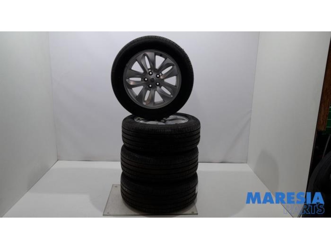Renault - Espace - Set of sports wheels