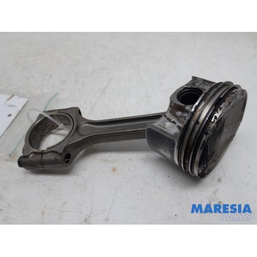 Renault - Scenic - Piston