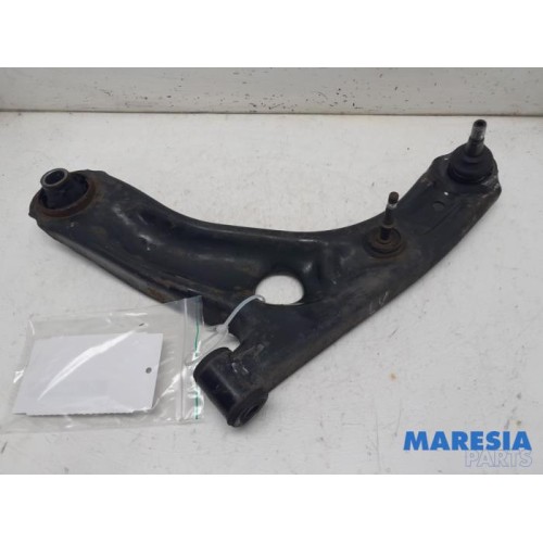 Peugeot - 107 - Front lower wishbone, left