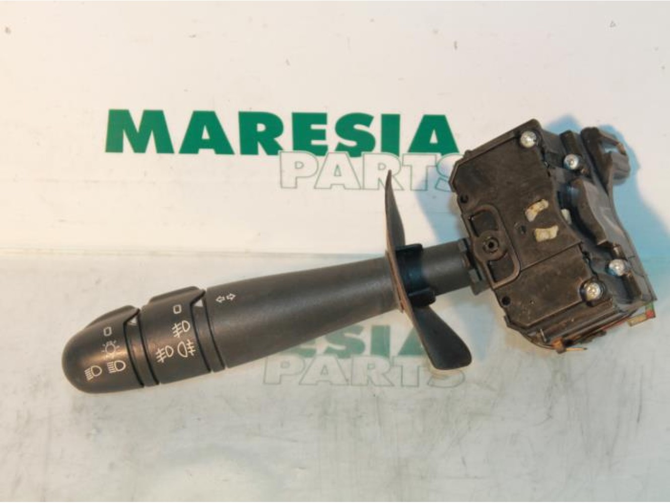 Renault - Megane Scenic - Indicator switch
