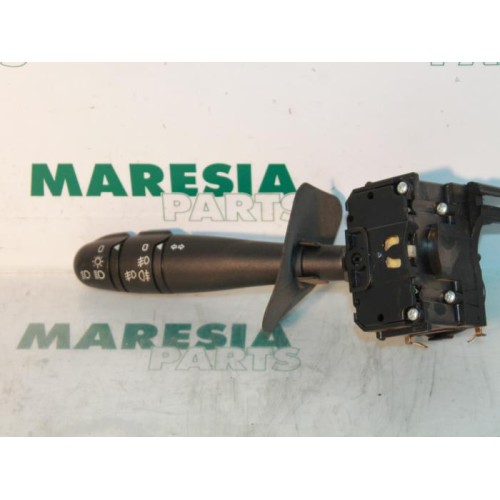 Renault - Megane Scenic - Indicator switch