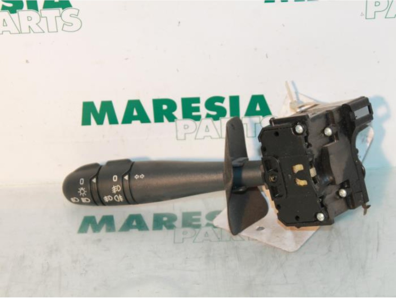 Renault - Megane Scenic - Indicator switch
