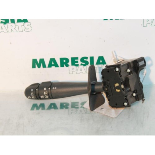Renault - Megane Scenic - Indicator switch
