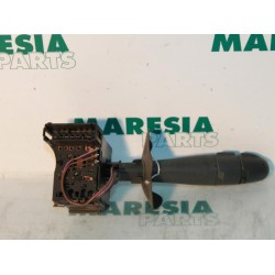 Renault - Megane Scenic - Indicator switch