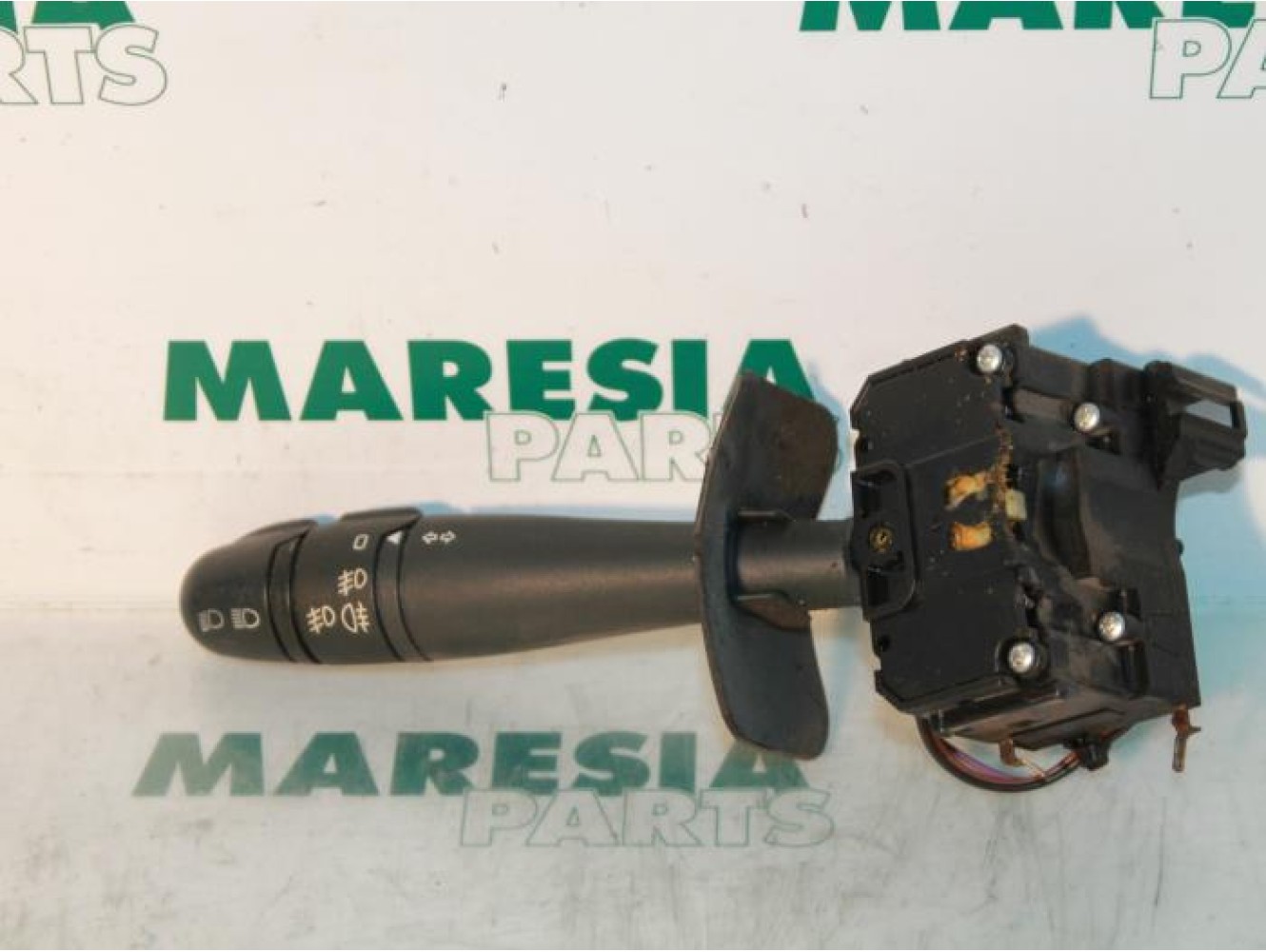 Renault - Megane Scenic - Indicator switch