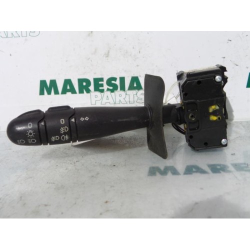 Renault - Megane Scenic - Indicator switch