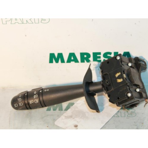 Renault - Megane Scenic - Indicator switch
