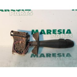 Renault - Megane Scenic - Indicator switch