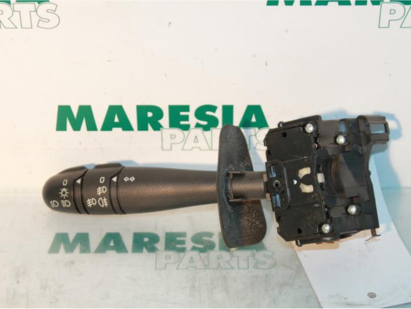 Renault - Megane Scenic - Indicator switch
