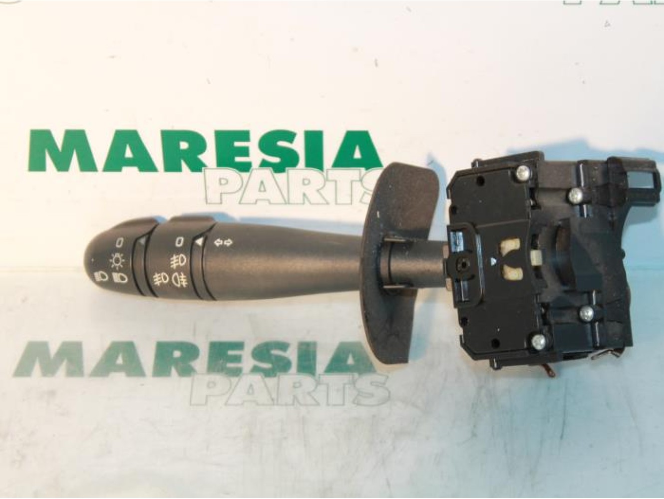 Renault - Megane Scenic - Indicator switch