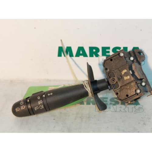 Renault - Megane Scenic - Indicator switch