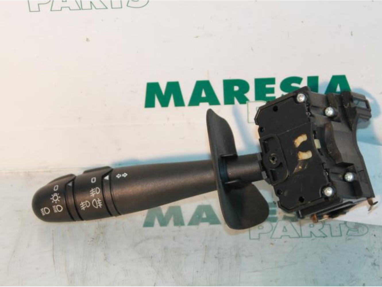 Renault - Megane Scenic - Indicator switch