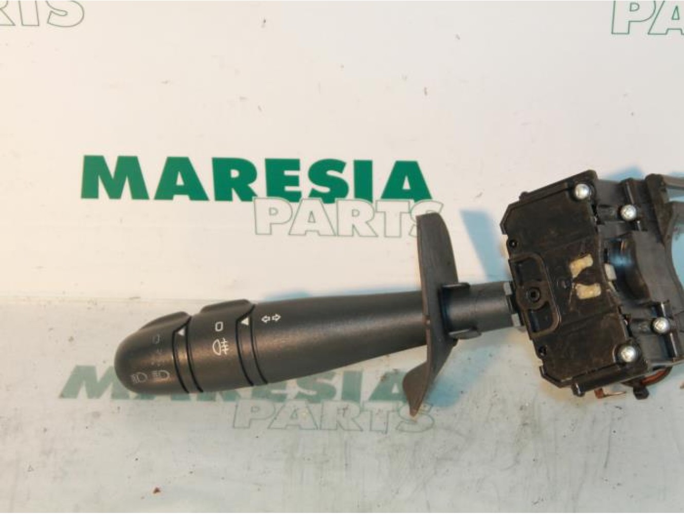 Renault - Megane Scenic - Indicator switch